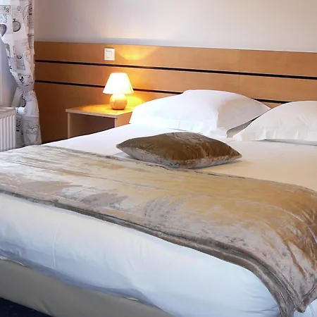 Logis La Renaissance Hotel 3*