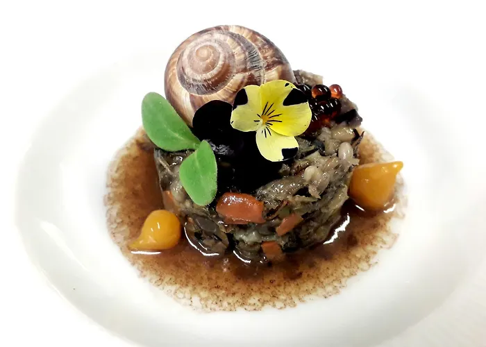 Logis La Renaissance מלון Le Lude